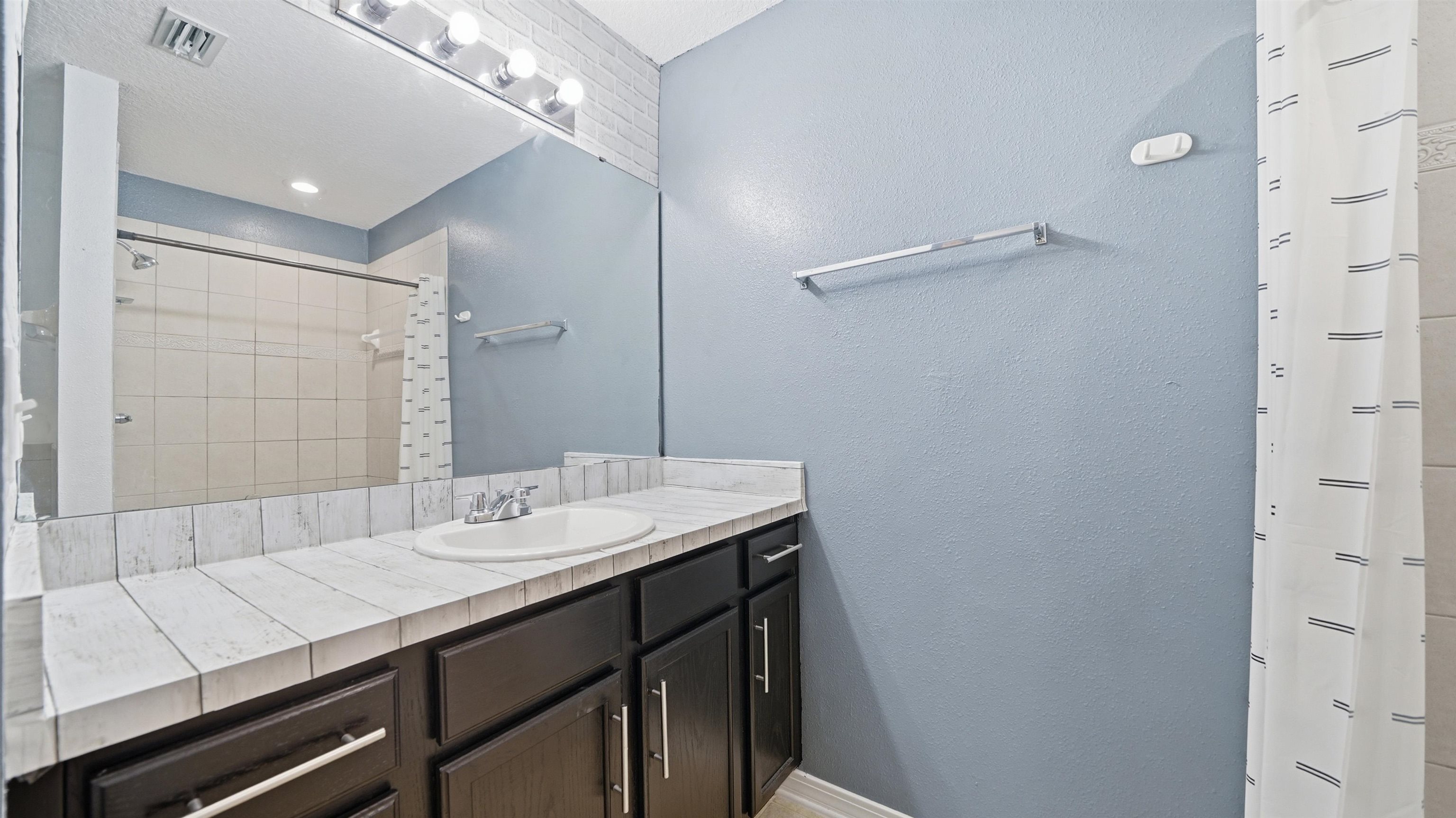 5260 Collins Road, Unit 105 Jacksonville, FL 32244 - Photo 38 of 59