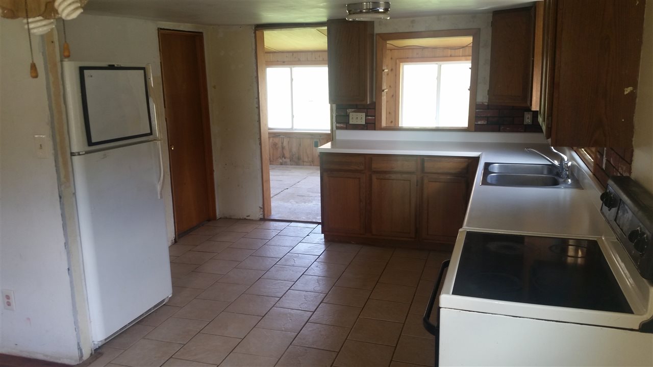 312 Coleville Road Bennington, VT 05201 - Photo 10 of 14