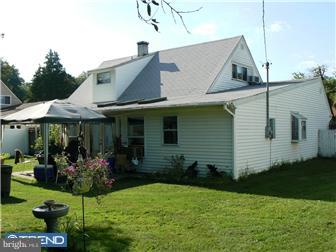 10 Umber Road Levittown, PA 19056 - Photo 12 of 12 Gallery Image 12