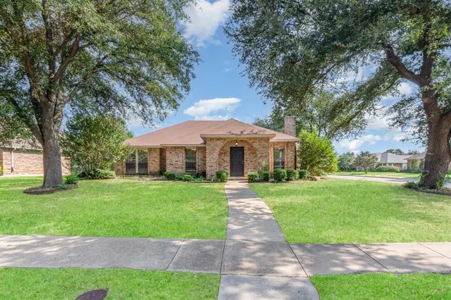 $395,000 | 1906 Lavaca Trail, Carrollton, TX 75010