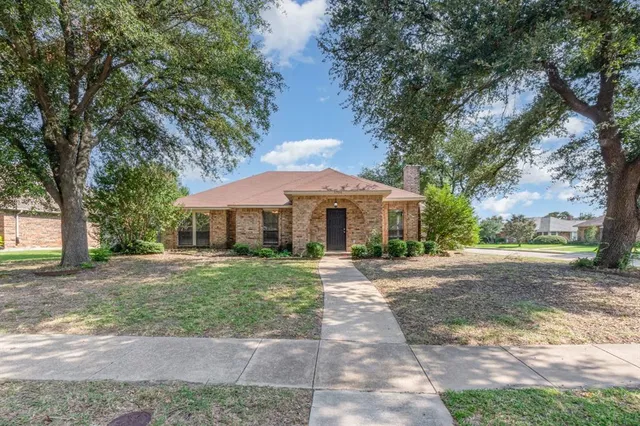$395,000 | 1906 Lavaca Trail, Carrollton, TX 75010
