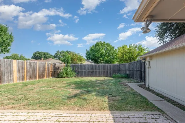 $395,000 | 1906 Lavaca Trail, Carrollton, TX 75010