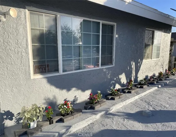 $228,500 | 25633 Anderson Avenue, Barstow, CA 92311