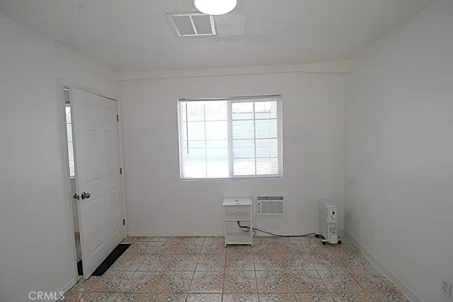 $228,500 | 25633 Anderson Avenue, Barstow, CA 92311