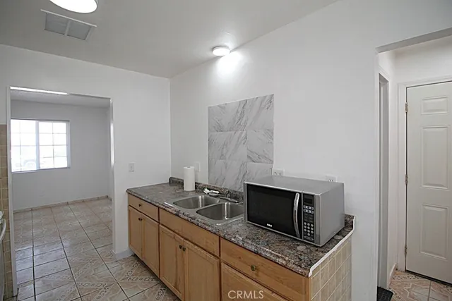 $228,500 | 25633 Anderson Avenue, Barstow, CA 92311