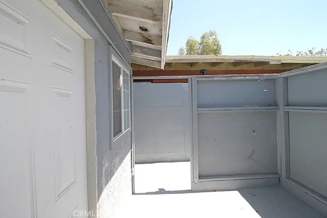 $228,500 | 25633 Anderson Avenue, Barstow, CA 92311