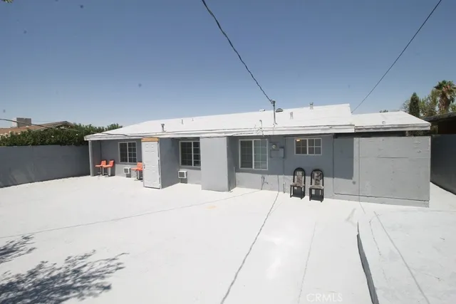 $228,500 | 25633 Anderson Avenue, Barstow, CA 92311