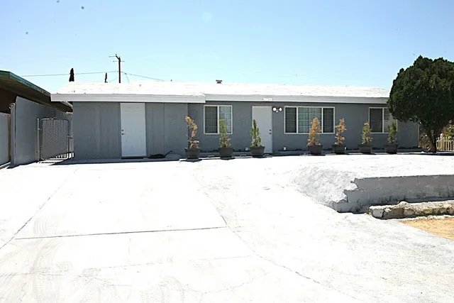 $228,500 | 25633 Anderson Avenue, Barstow, CA 92311