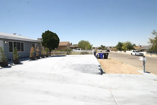 $228,500 | 25633 Anderson Avenue, Barstow, CA 92311