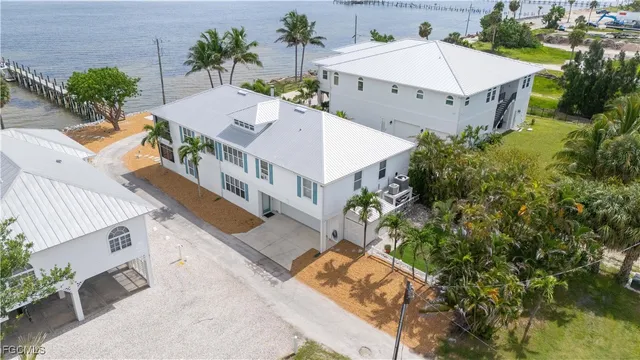 $1,469,000 | 8550 Ebbtide Way, Bokeelia, FL 33922