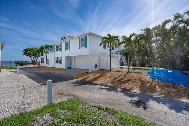 $1,469,000 | 8550 Ebbtide Way, Bokeelia, FL 33922