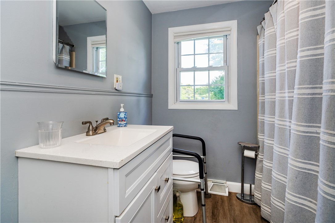 43 Topaz Road Warwick, RI 02818 - Photo 20 of 48 Gallery Image 20