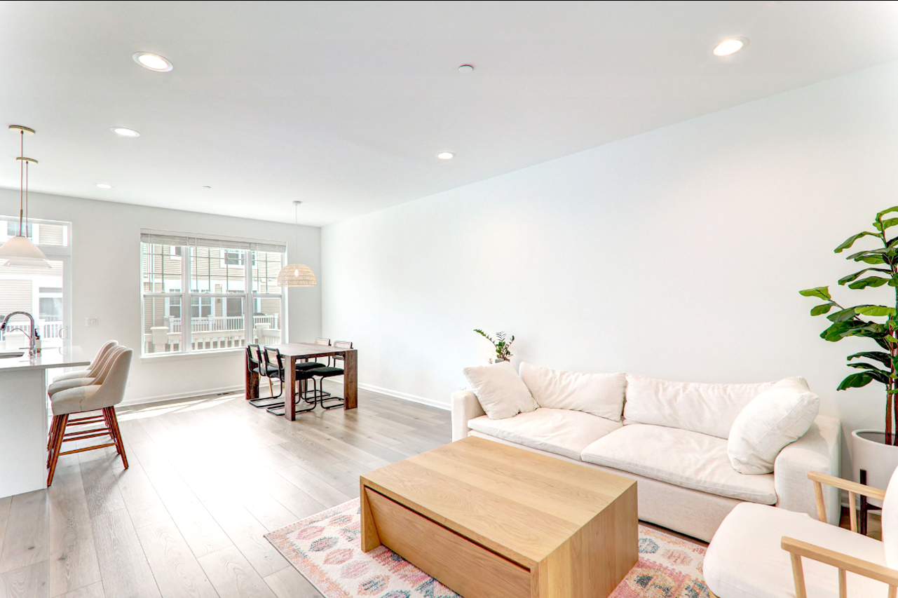 204 Timberleaf Circle Roselle, IL 60172 - Photo 3 of 22 a living room with furniture and wooden floor