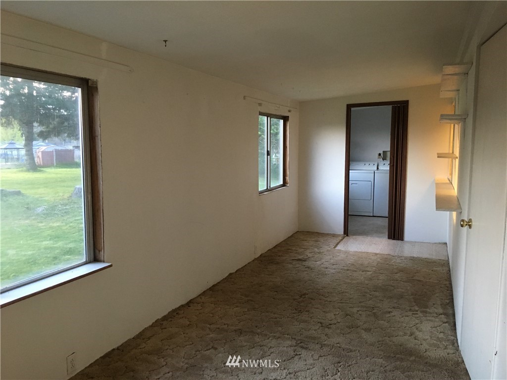 5741 180th Avenue Southwest Rochester, WA 98579 - Photo 18 of 21