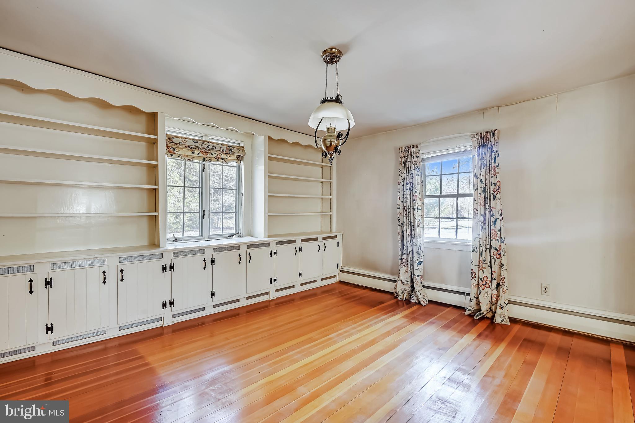 1031 Annapolis Road Gambrills, MD 21054 - Photo 12 of 39 Dining Room