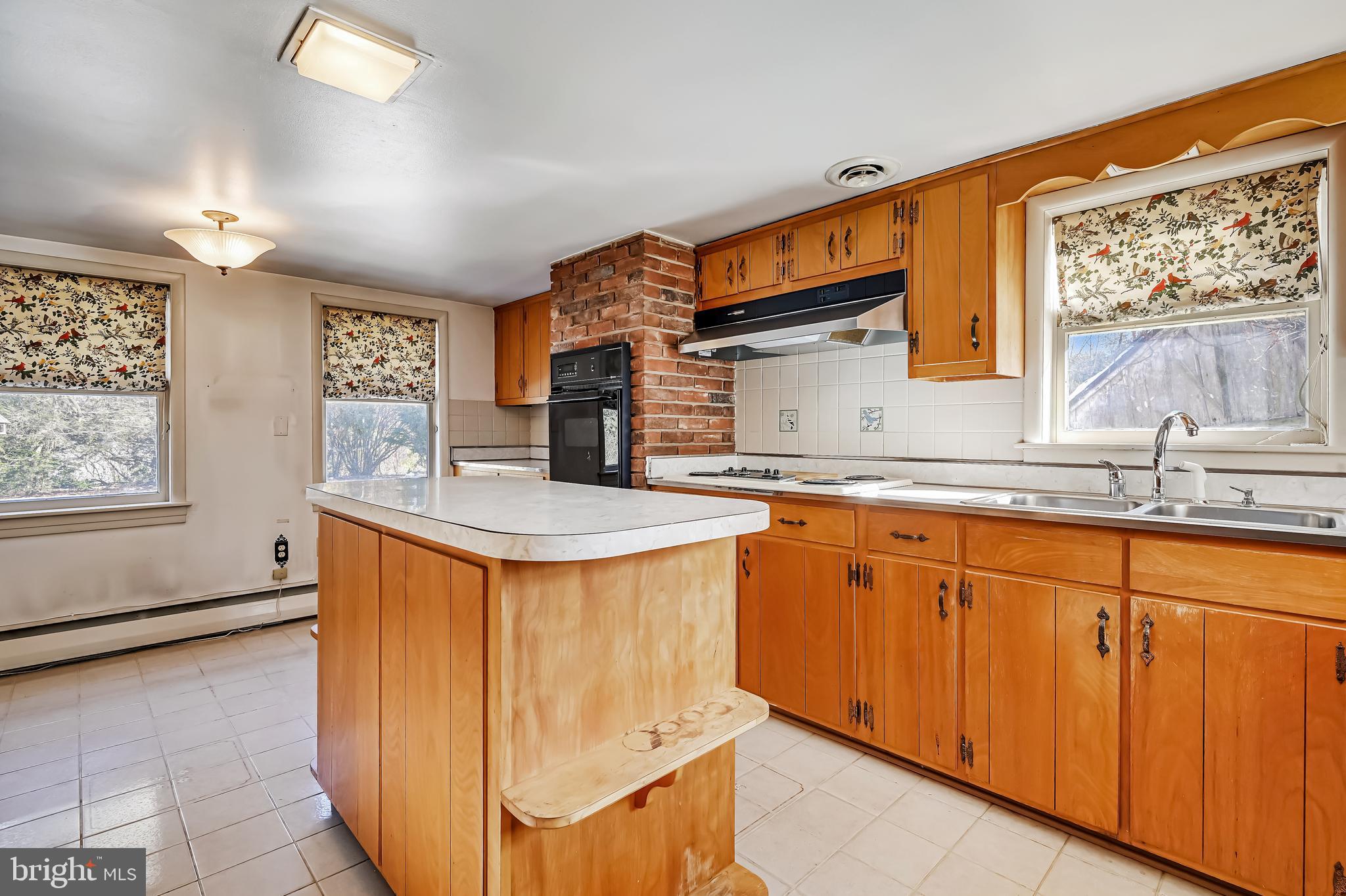 1031 Annapolis Road Gambrills, MD 21054 - Photo 17 of 39 Sunny and Bright