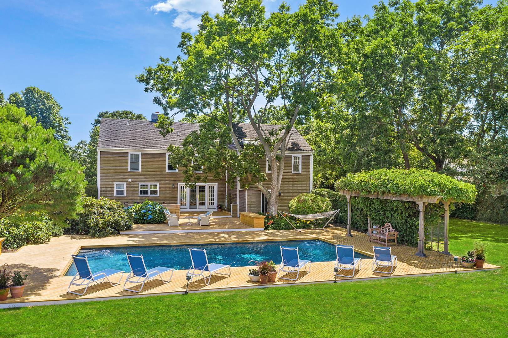 808 Mecox Road Water Mill, NY 11976 - Photo 2 of 17