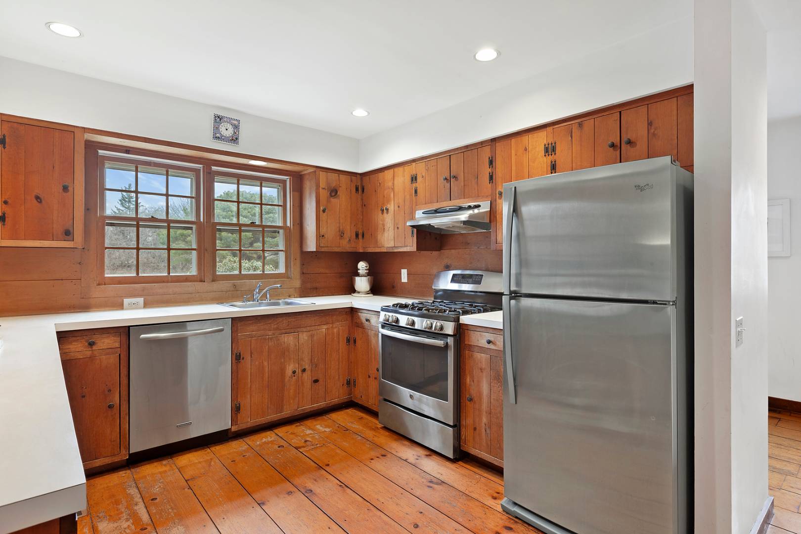 808 Mecox Road Water Mill, NY 11976 - Photo 10 of 17