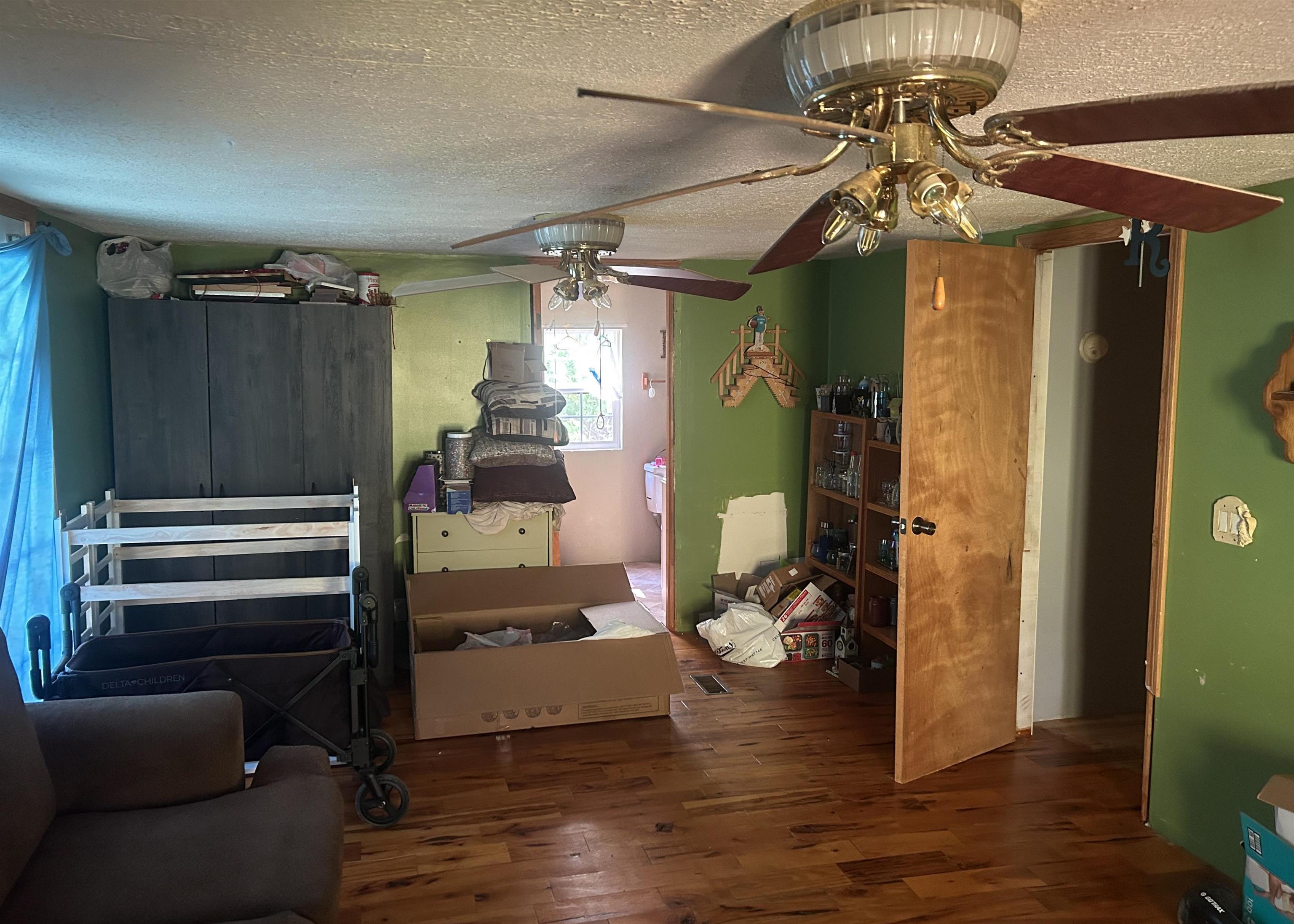227 Hickory Gap Road Genoa, WV 25517 - Photo 6 of 16 Gallery Image 6