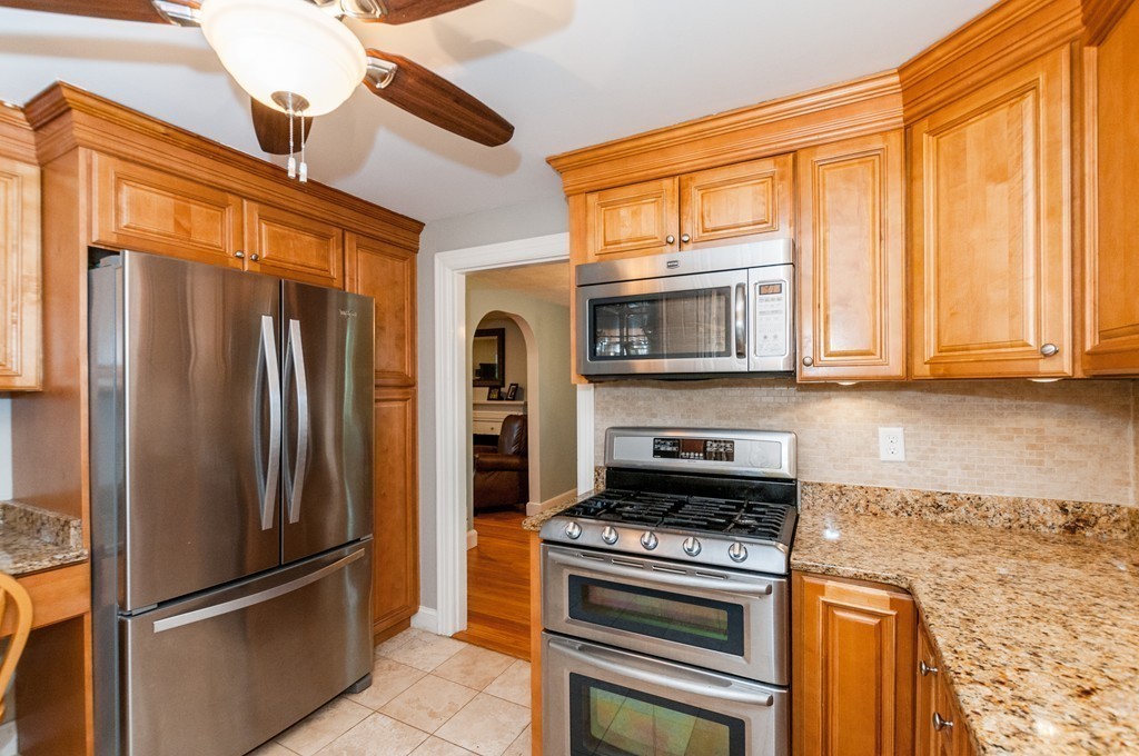 43 Nobel Road Dedham, MA 02026 - Photo 3 of 27 Gallery Image 3