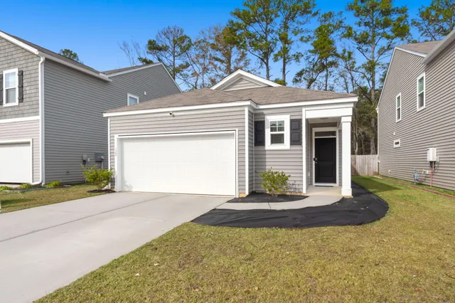 $350,000 | 120 Sweet Cherry Lane, Summerville, SC 29486