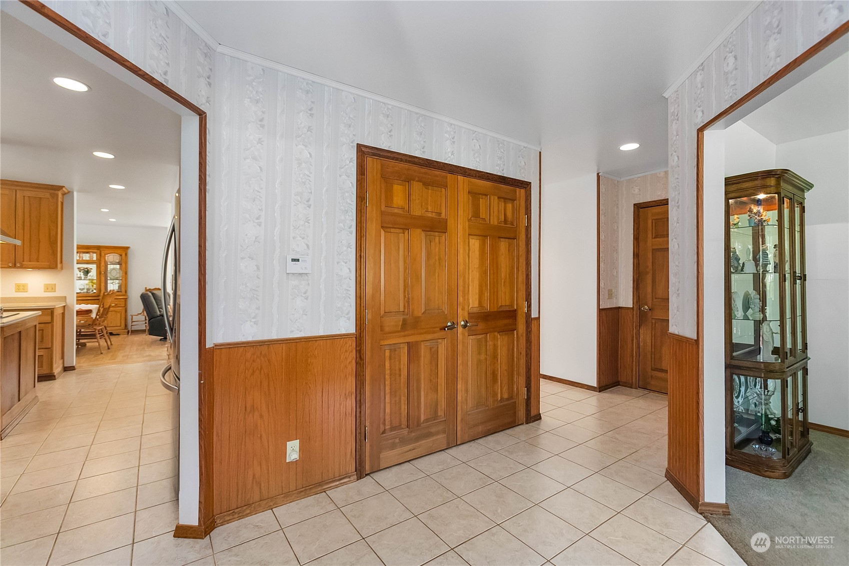 15710 Carney Lake Road Southwest Port Orchard, WA 98367 - Photo 6 of 40 Gallery Image 6
