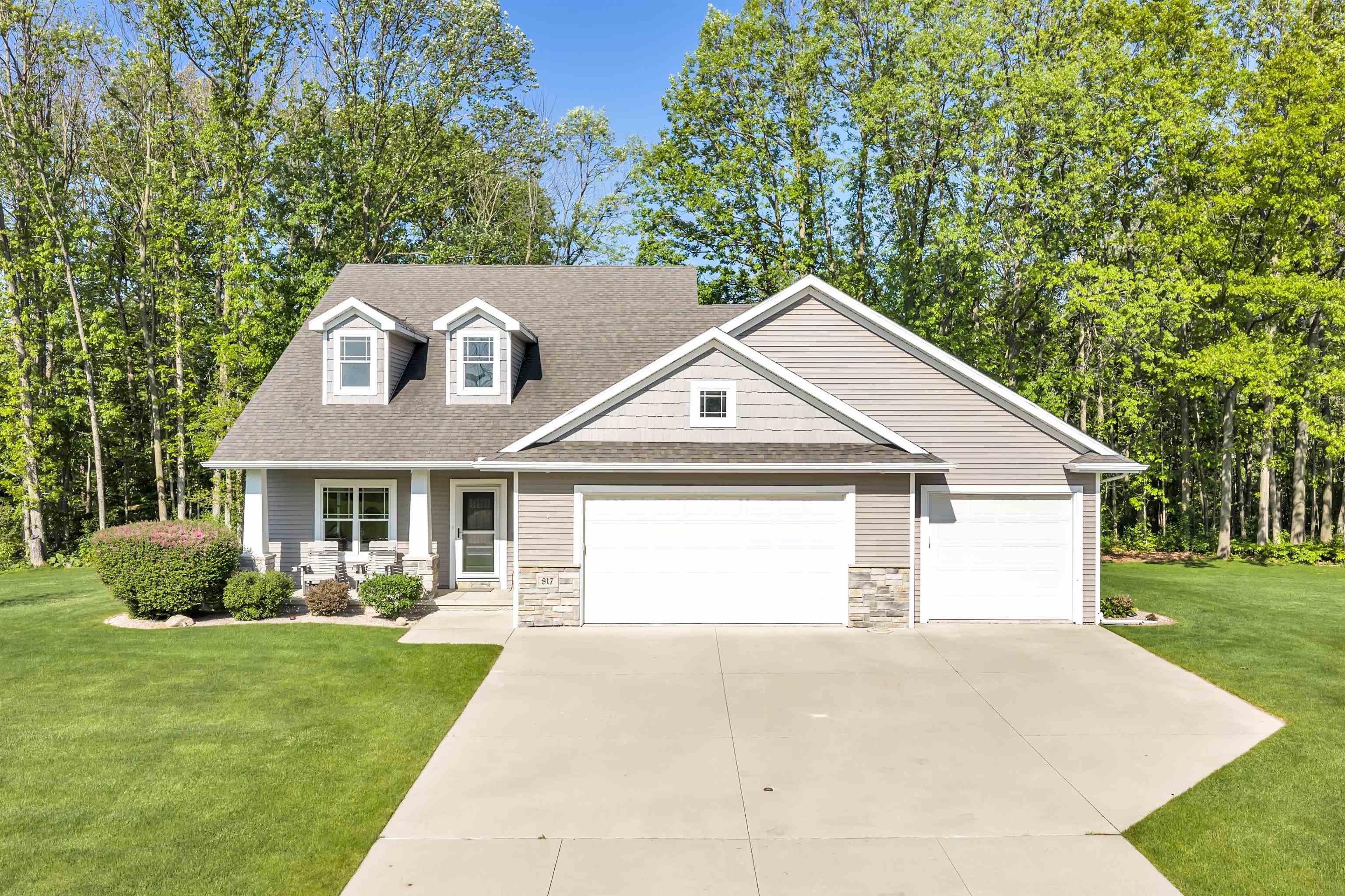 817 Woodrow Street Denmark, WI 54208 - Photo 42 of 50