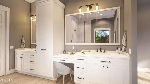 $995,000 | 1 Torrin Lane, Schenectady, NY 12303