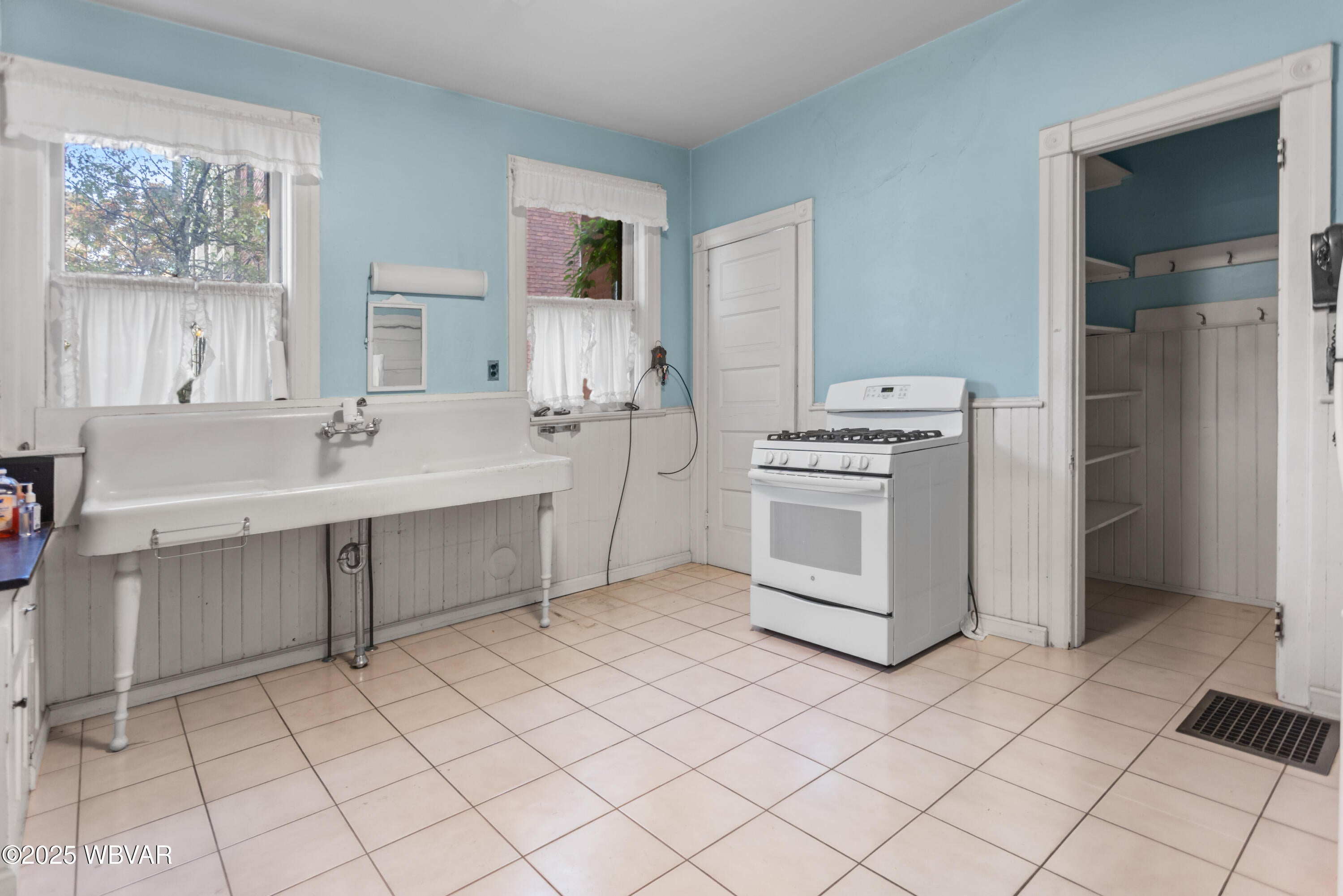316 Rural Avenue Williamsport, PA 17701 - Photo 19 of 53 CD6A7316