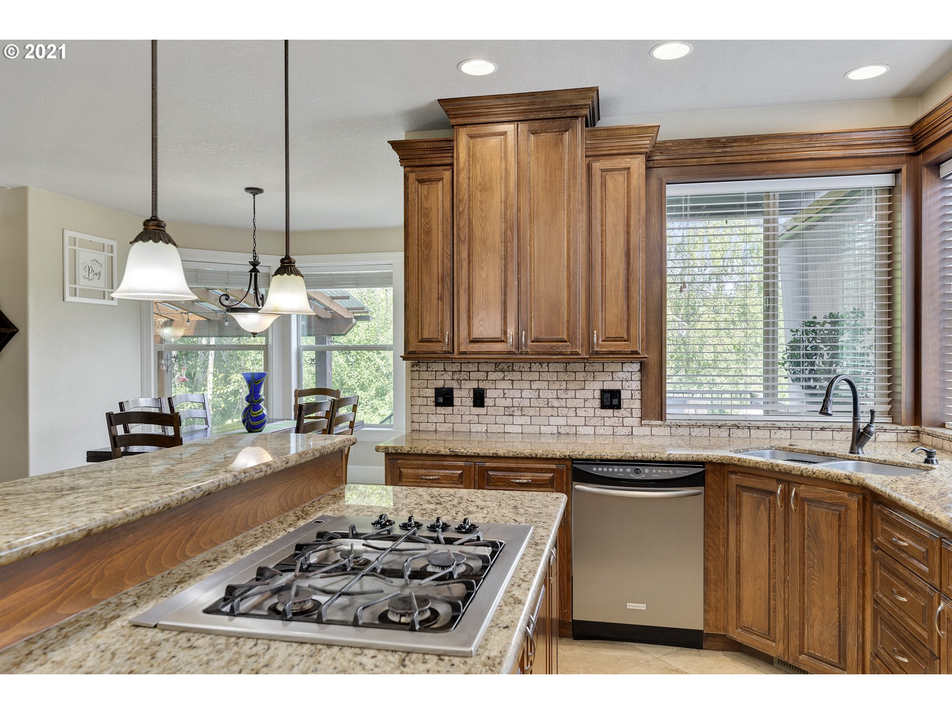 2302 South 17th Way Ridgefield, WA 98642 - Photo 9 of 32