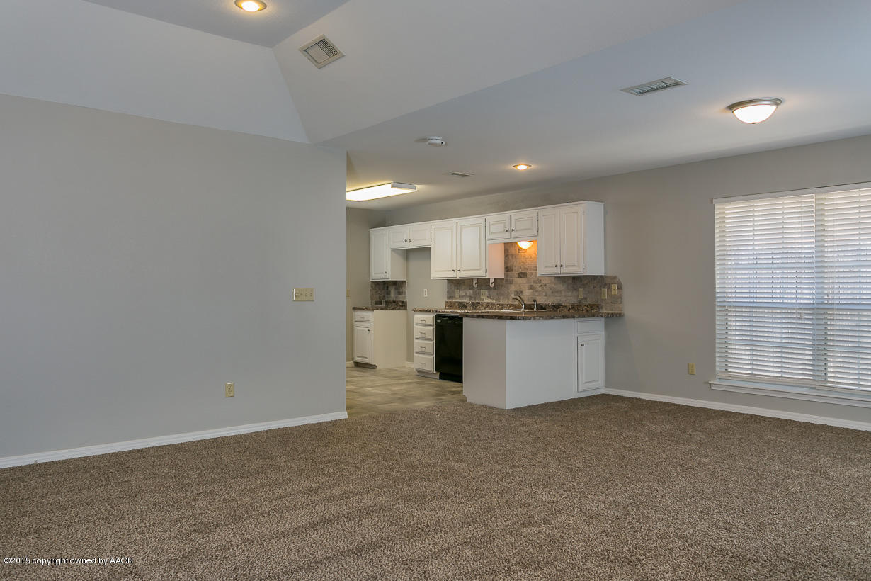 6035 Belpree Road Amarillo, TX 79106 - Photo 3 of 18 6035_Belpree-3