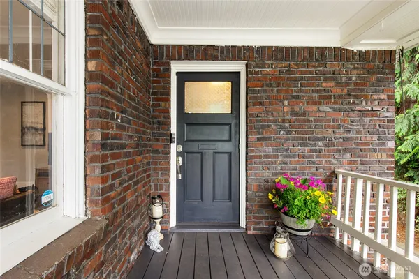 $998,000 | 10124 3rd Avenue Northwest, Seattle, WA 98177