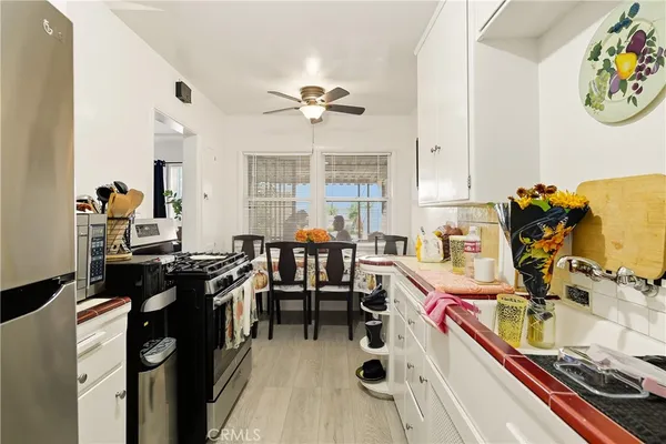 $824,500 | 7015 Templeton Street, Huntington Park, CA 90255