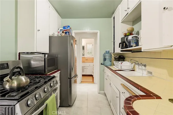 $824,500 | 7015 Templeton Street, Huntington Park, CA 90255