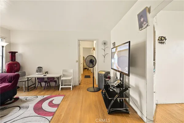 $824,500 | 7015 Templeton Street, Huntington Park, CA 90255