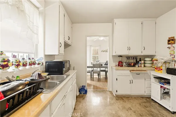 $824,500 | 7015 Templeton Street, Huntington Park, CA 90255