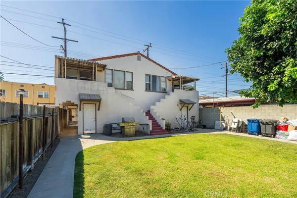 $824,500 | 7015 Templeton Street, Huntington Park, CA 90255
