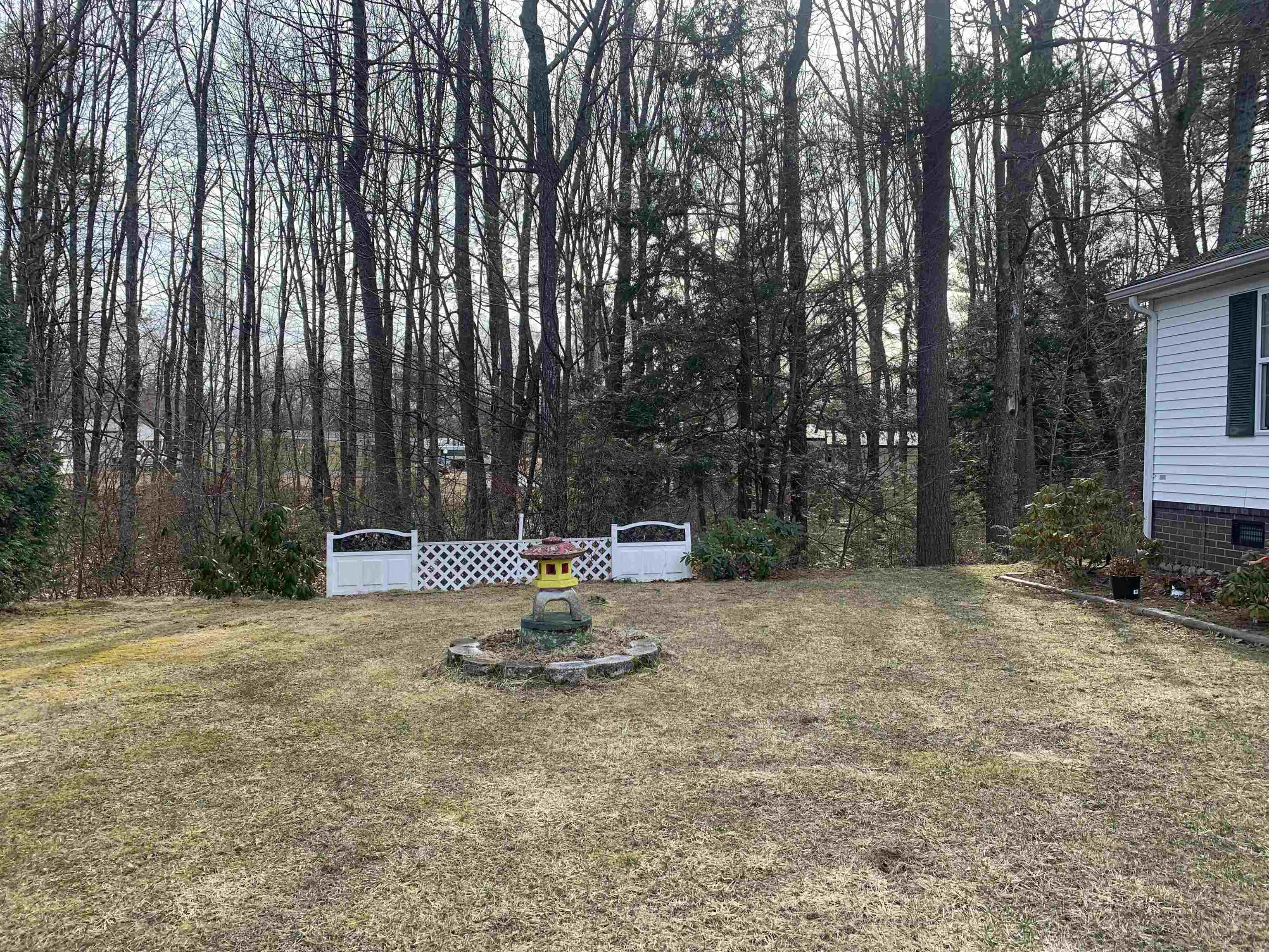 61 Sagebrush Drive Rochester, NH 03867 - Photo 3 of 25 Gallery Image 3