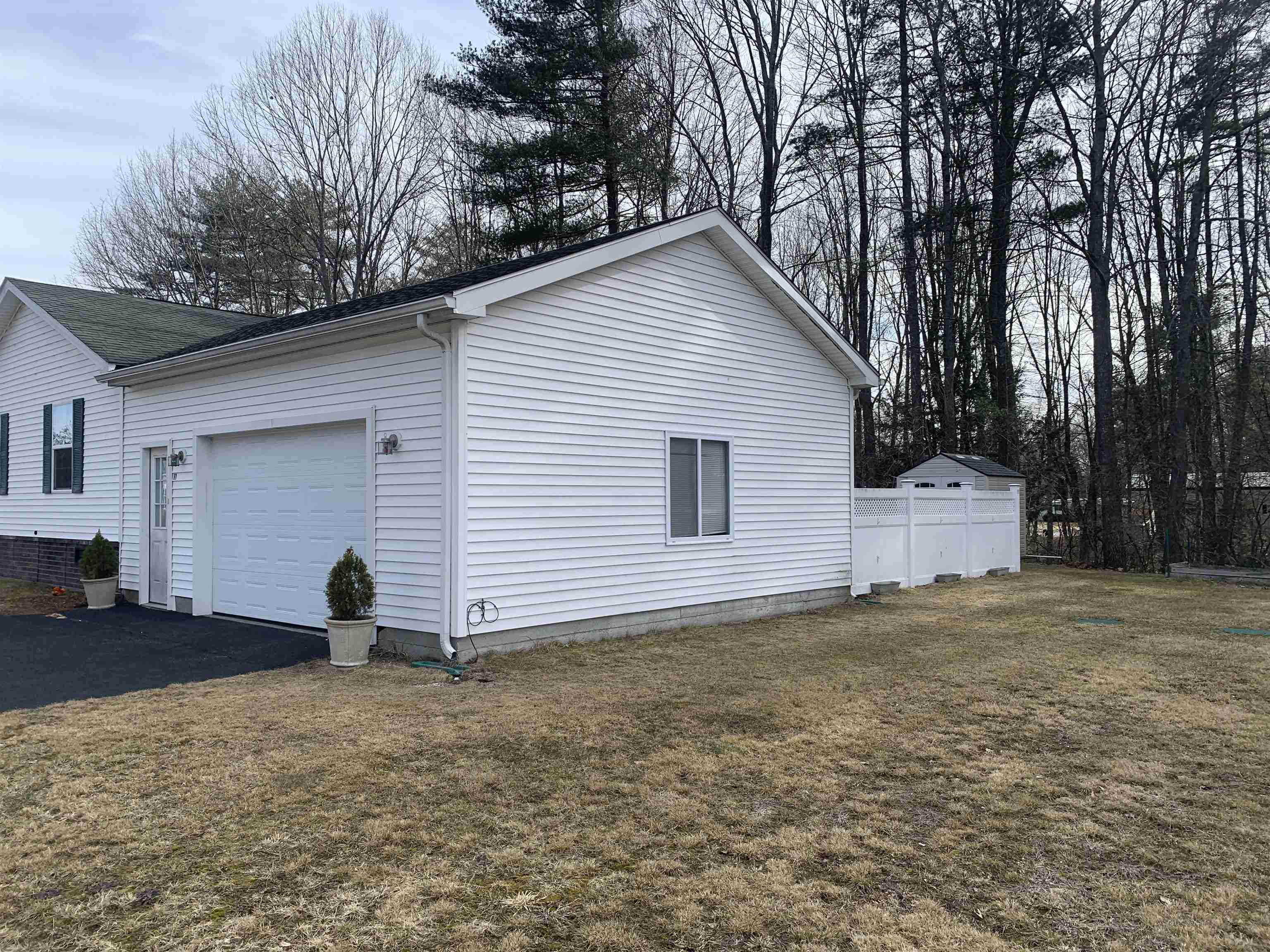 61 Sagebrush Drive Rochester, NH 03867 - Photo 7 of 25 Gallery Image 7