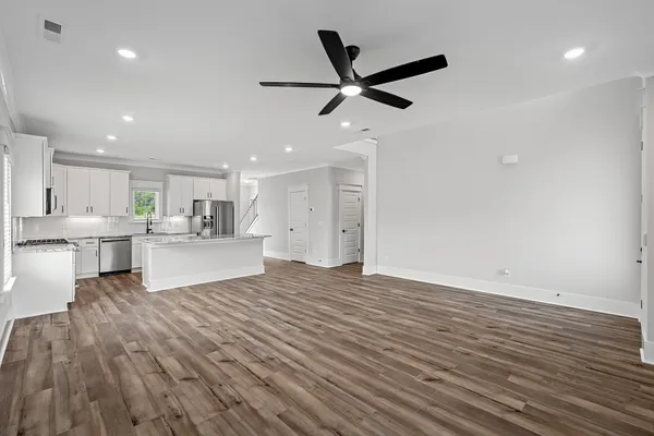 $527,900 | 608 Silver Trace, White House, TN 37188