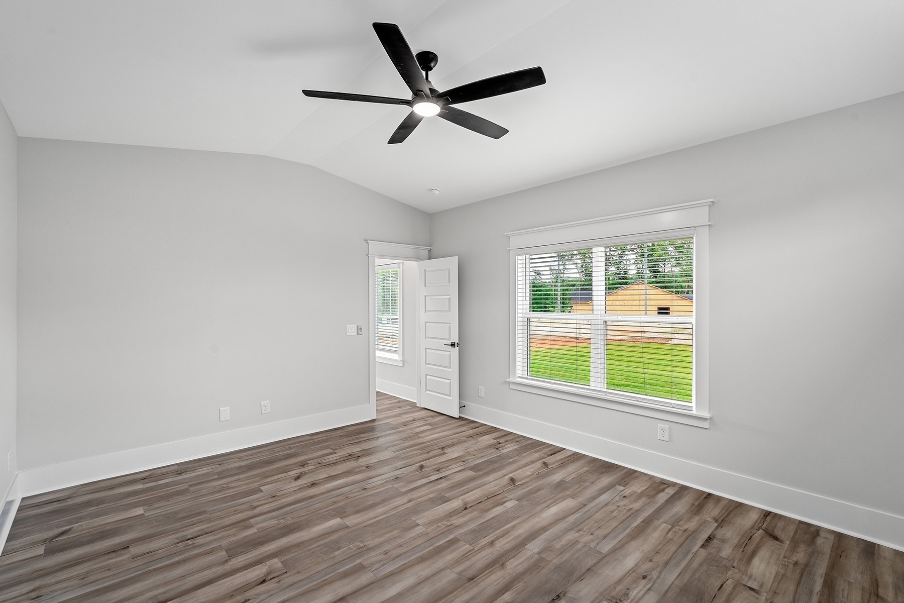 608 Silver Trace White House, TN 37188 - Photo 8 of 19 a view of a livingroom with a ceiling fan and wooden floor