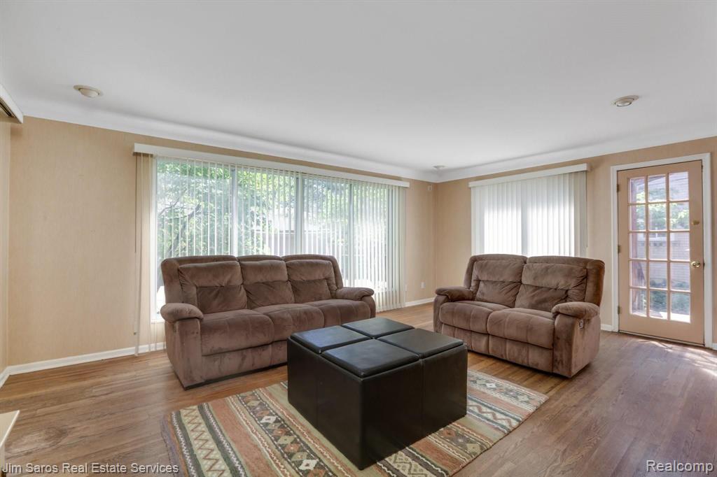 768 Trombley Road Grosse Pointe Park, MI 48230 - Photo 16 of 42