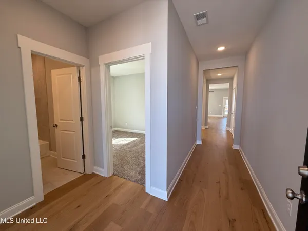 $355,900 | 828 Quitman Court West, Nesbit, MS 38651