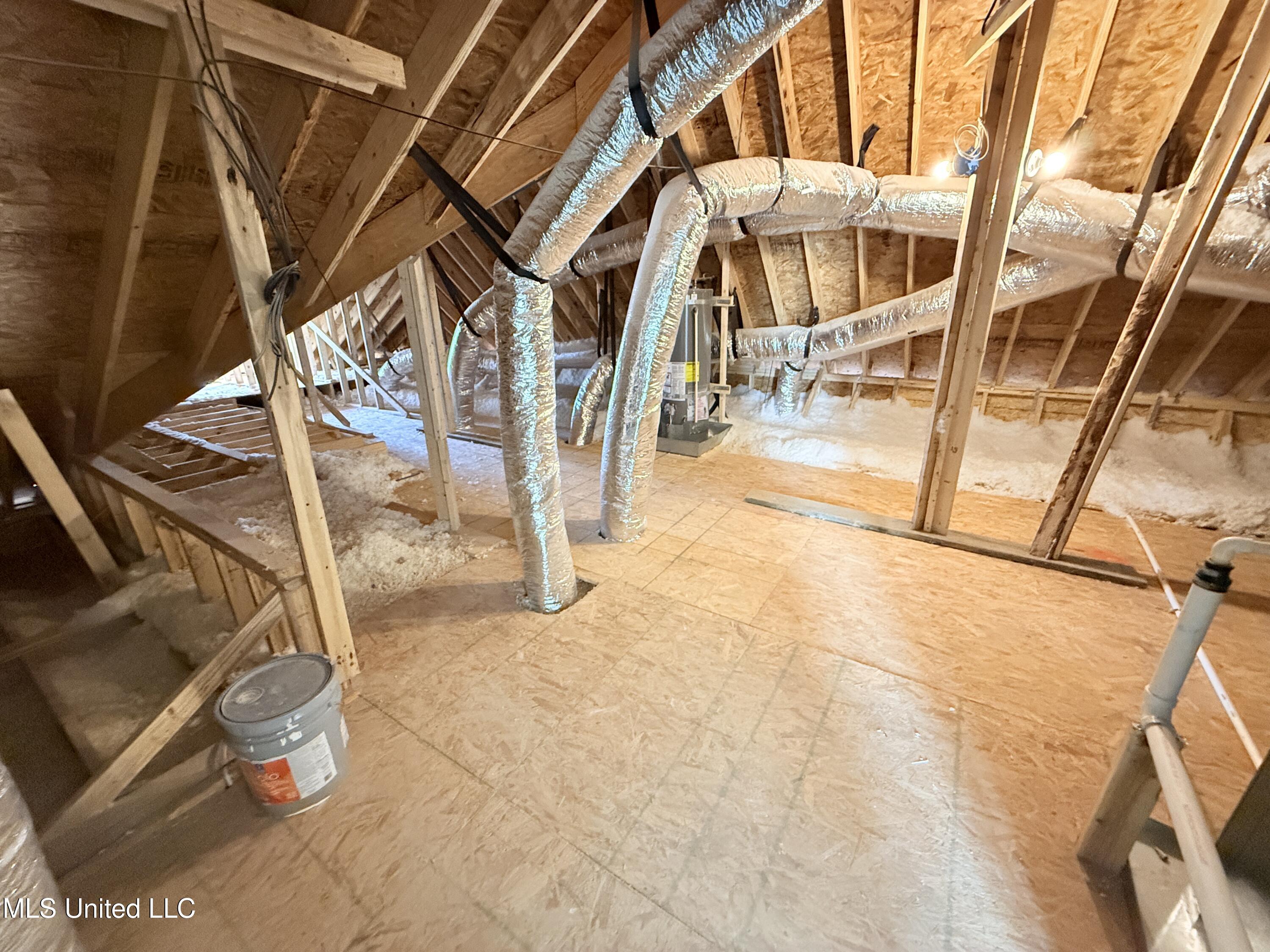 828 Quitman Court West Nesbit, MS 38651 - Photo 37 of 40 Lambert