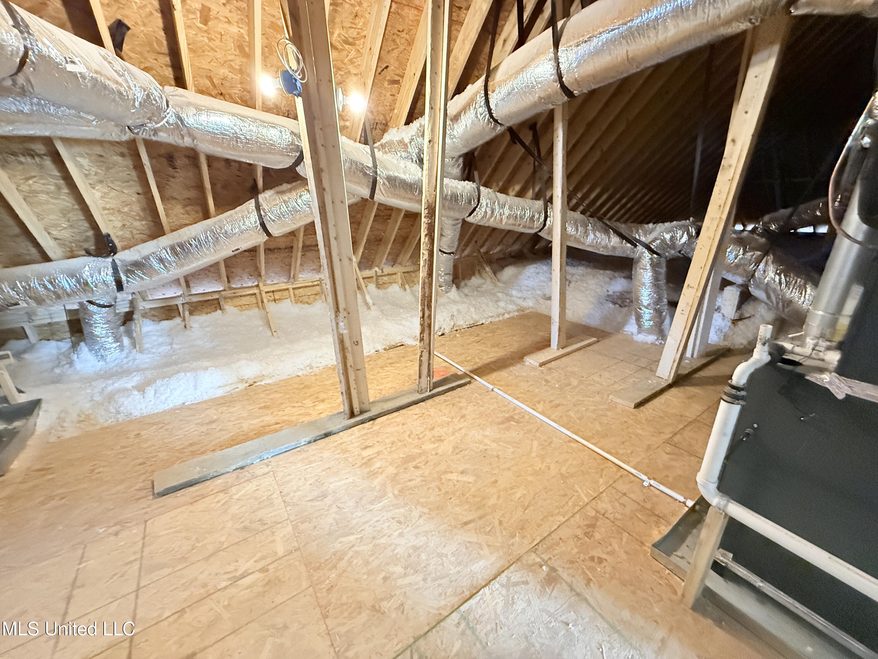 828 Quitman Court West Nesbit, MS 38651 - Photo 38 of 40 Lambert