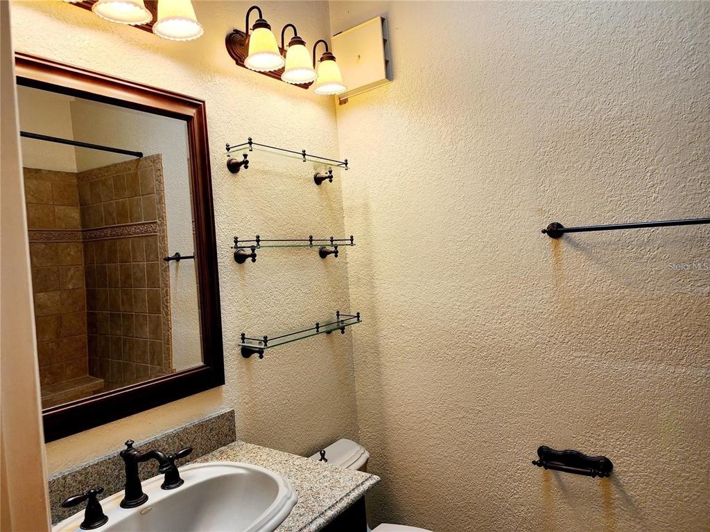 4356 Middlebrook Road, Unit 3 Orlando, FL 32811 - Photo 6 of 9