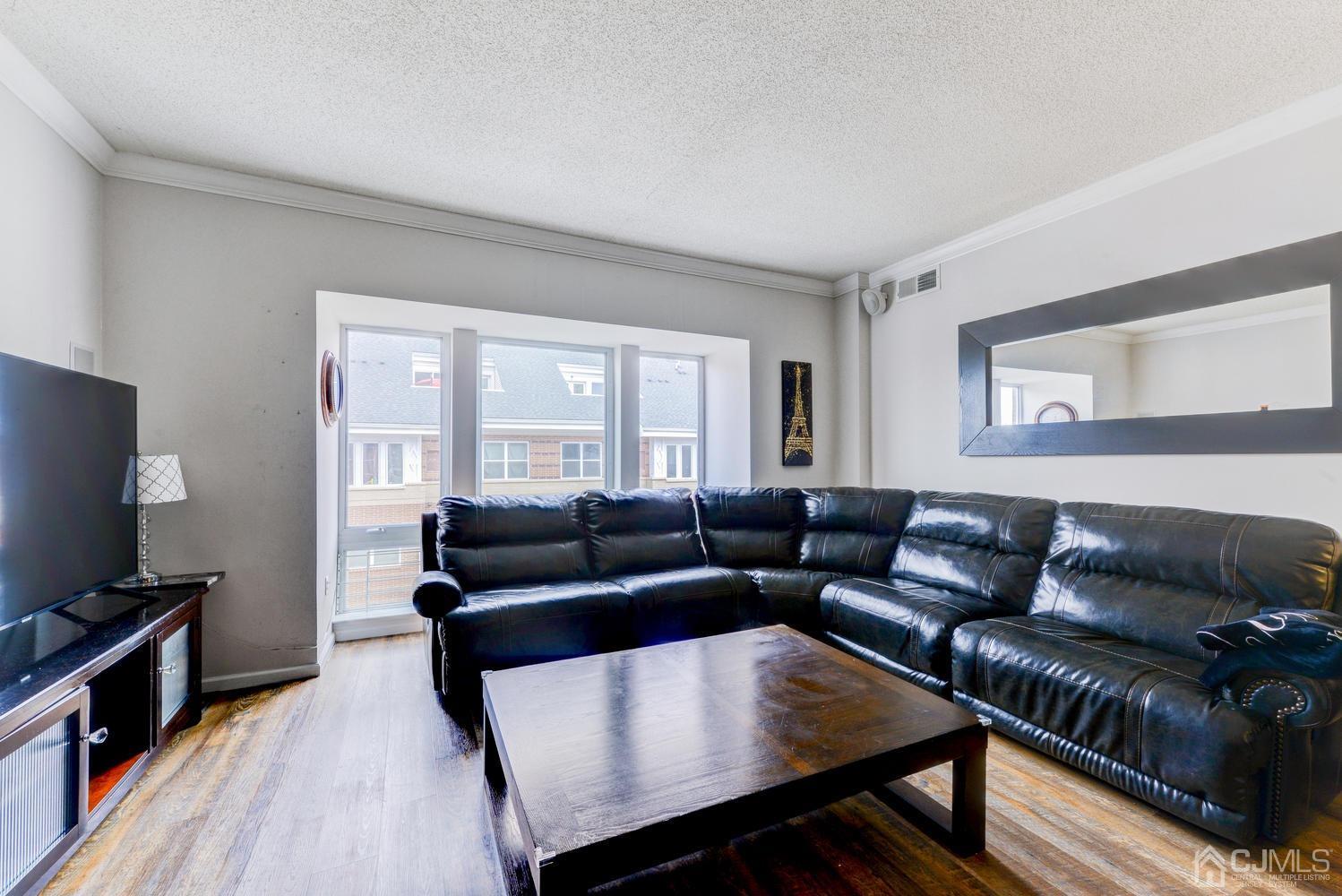 358 Rector Street, Unit 506 Perth Amboy, NJ 08861 - Photo 11 of 26 Gallery Image 11