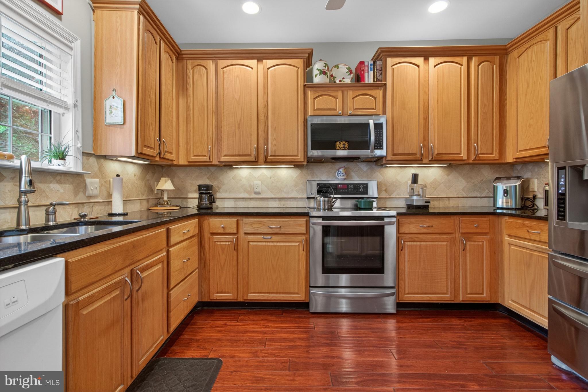 119 Kings Creek Road Rehoboth Beach, DE 19971 - Photo 19 of 65 Granite counters