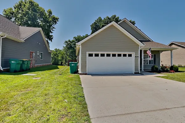 $2,389 | 741 West Coker Way, Spring Hill, TN 37174