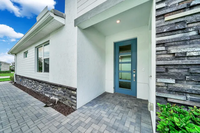 $2,850 | 10219 Southwest Corvus Lane, Port St. Lucie, FL 34987